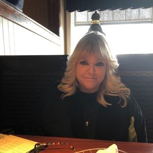 Meet your Posher, Pammy